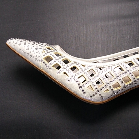 NWOT Blue by Betsey Johnson Women's Sb-Mella Pump - Picture 5 of 9